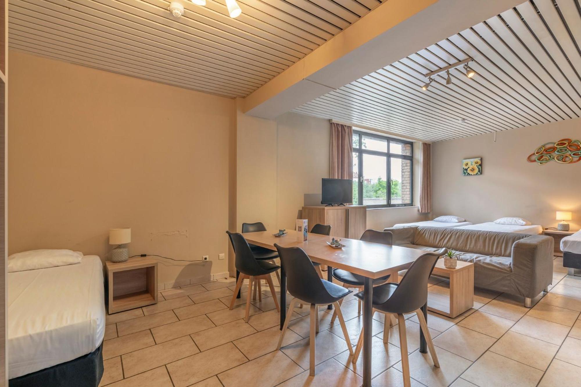 Condo Gardens บรัสเซลส์ ภายนอก รูปภาพ
